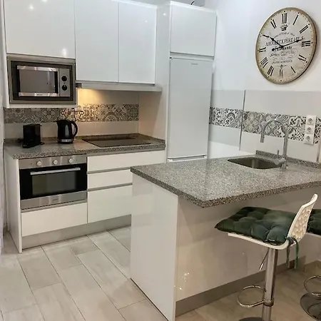 El Canto 托雷莫利诺斯